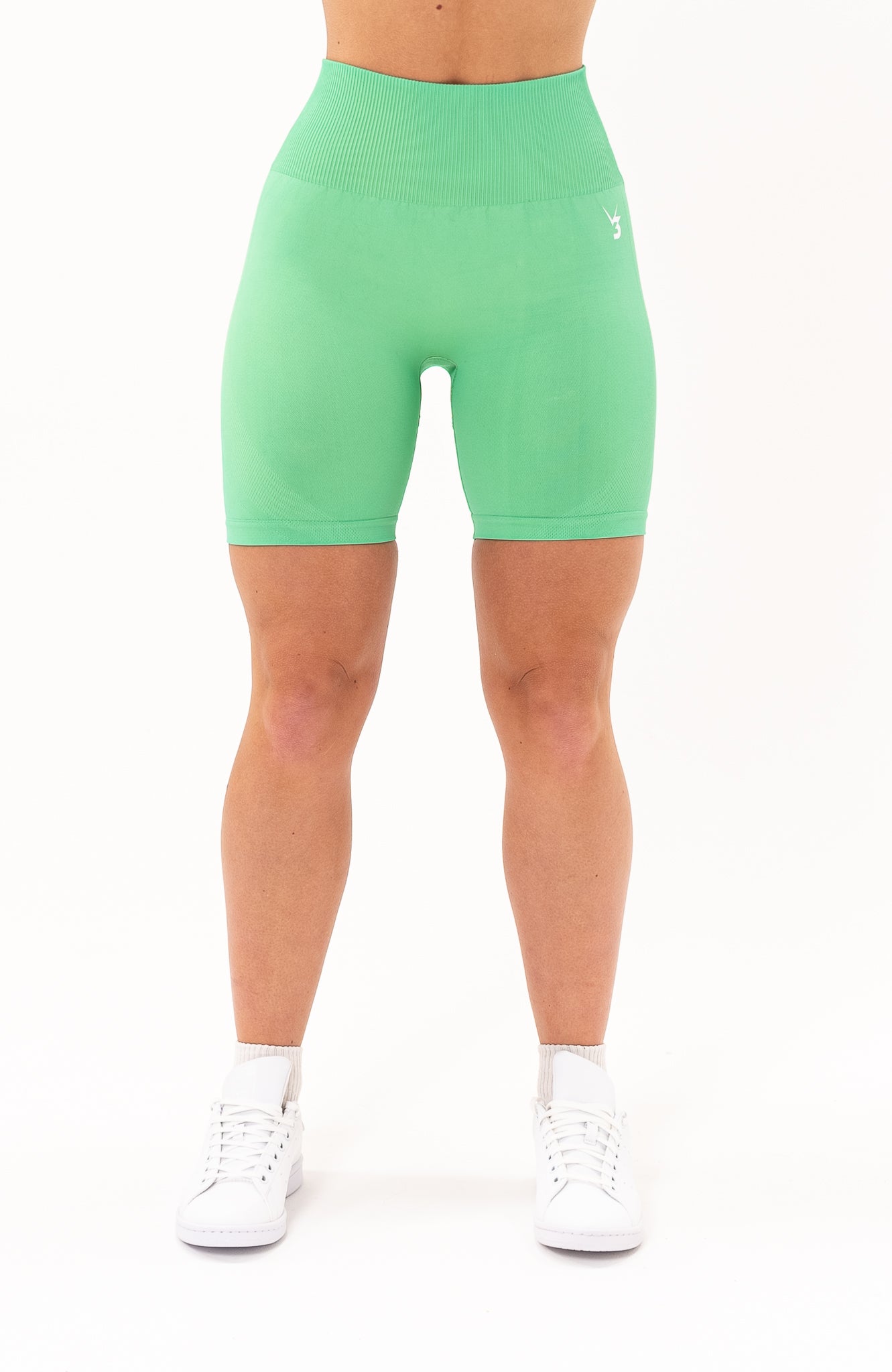 redbaysand Women's seamless Limitless high waisted cycle shorts in mint green – Squat proof 5 inch inseam leg bum enhancing shorts for Gym workouts training, Running, yoga, bodybuilding and bikini fitness.