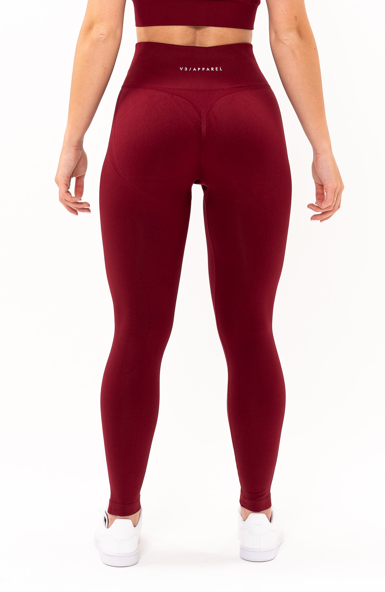 redbaysand Women's Tempo seamless scrunch bum shaping high waisted leggings in burgundy red – Squat proof sports tights for Gym workouts training, Running, yoga, bodybuilding and bikini fitness.