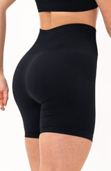 V3 Apparel Women's seamless Limitless high waisted cycle shorts in black – Squat proof 5 inch inseam leg bum enhancing shorts for Gym workouts training, Running, yoga, bodybuilding and bikini fitness.