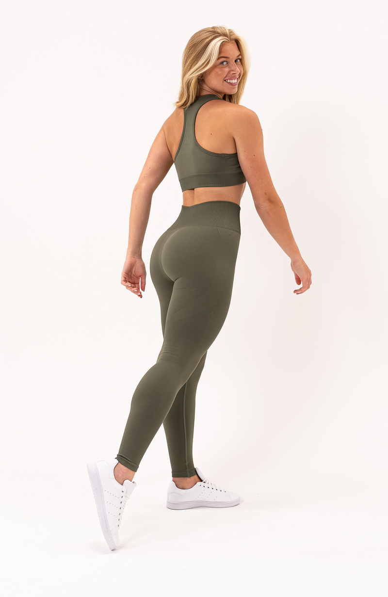 V3 Apparel Womens 2-Piece Limitless Seamless Workout Outfit - Olive Fade -  Gym Workout Leggings & Fitness Sports Bra