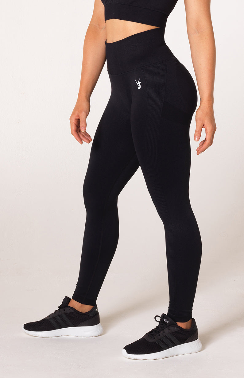 Ribbed High Waisted Seamless Scrunch Bum Leggings in Black with